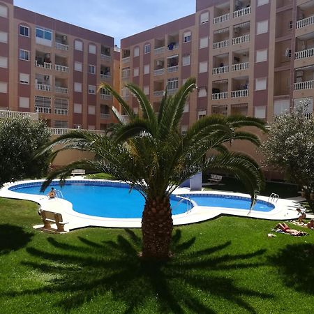 Bonito Apartamento En Τορεβιέχα Εξωτερικό φωτογραφία